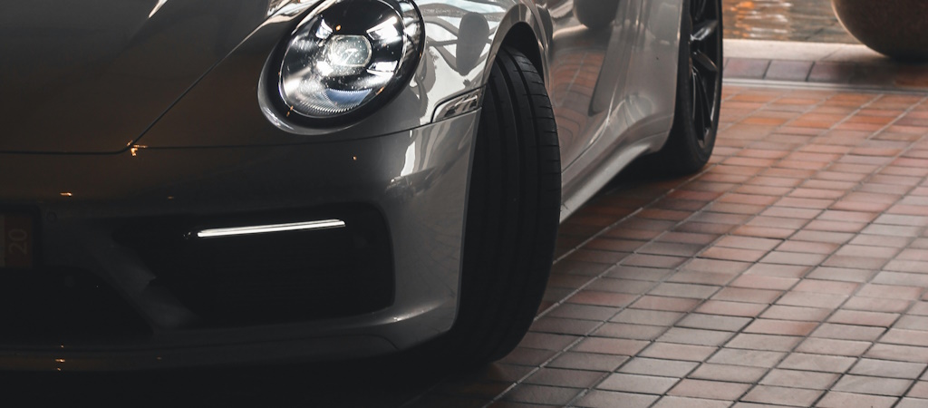 Jaka klasa ścieralności płytek do garażu